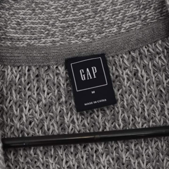 GAP Sweater - Picture 3 of 3